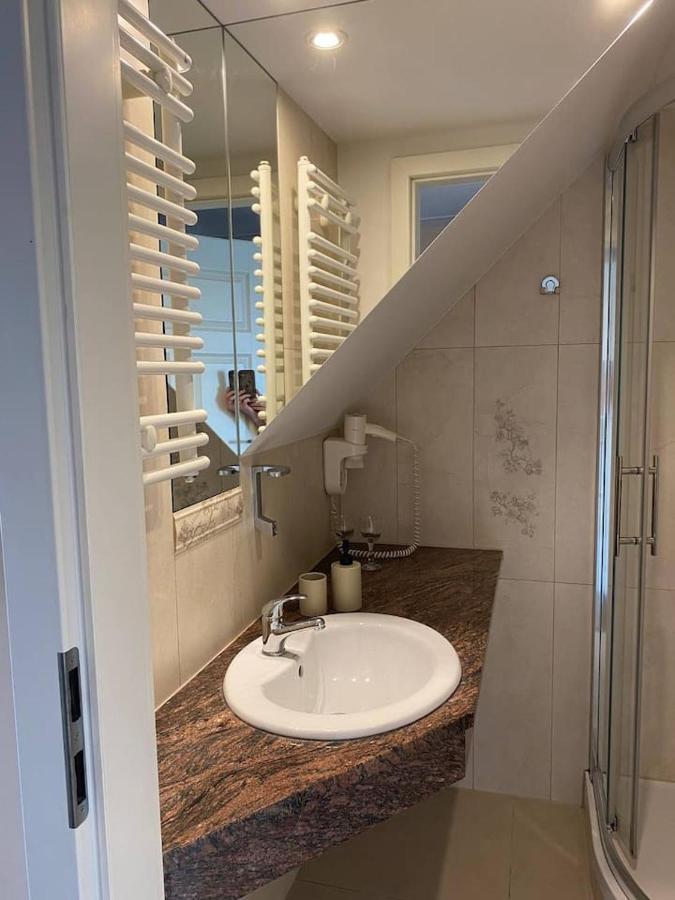 Apartamenty Dobra Noc Przy Wawelu 2 Bedrooms كراكوفيا المظهر الخارجي الصورة