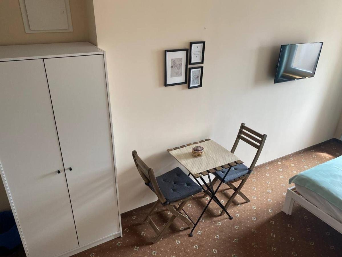 Apartamenty Dobra Noc Przy Wawelu 2 Bedrooms كراكوفيا المظهر الخارجي الصورة