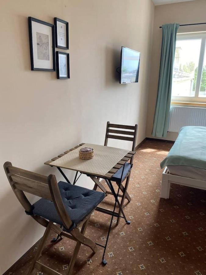 Apartamenty Dobra Noc Przy Wawelu 2 Bedrooms كراكوفيا المظهر الخارجي الصورة